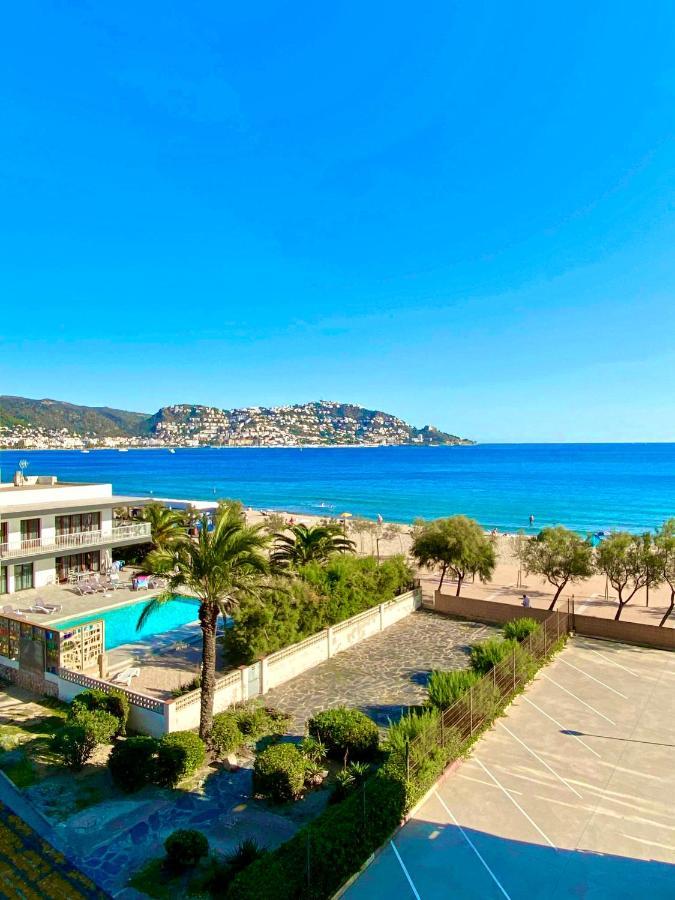 Studio Roses Beach Dış mekan fotoğraf