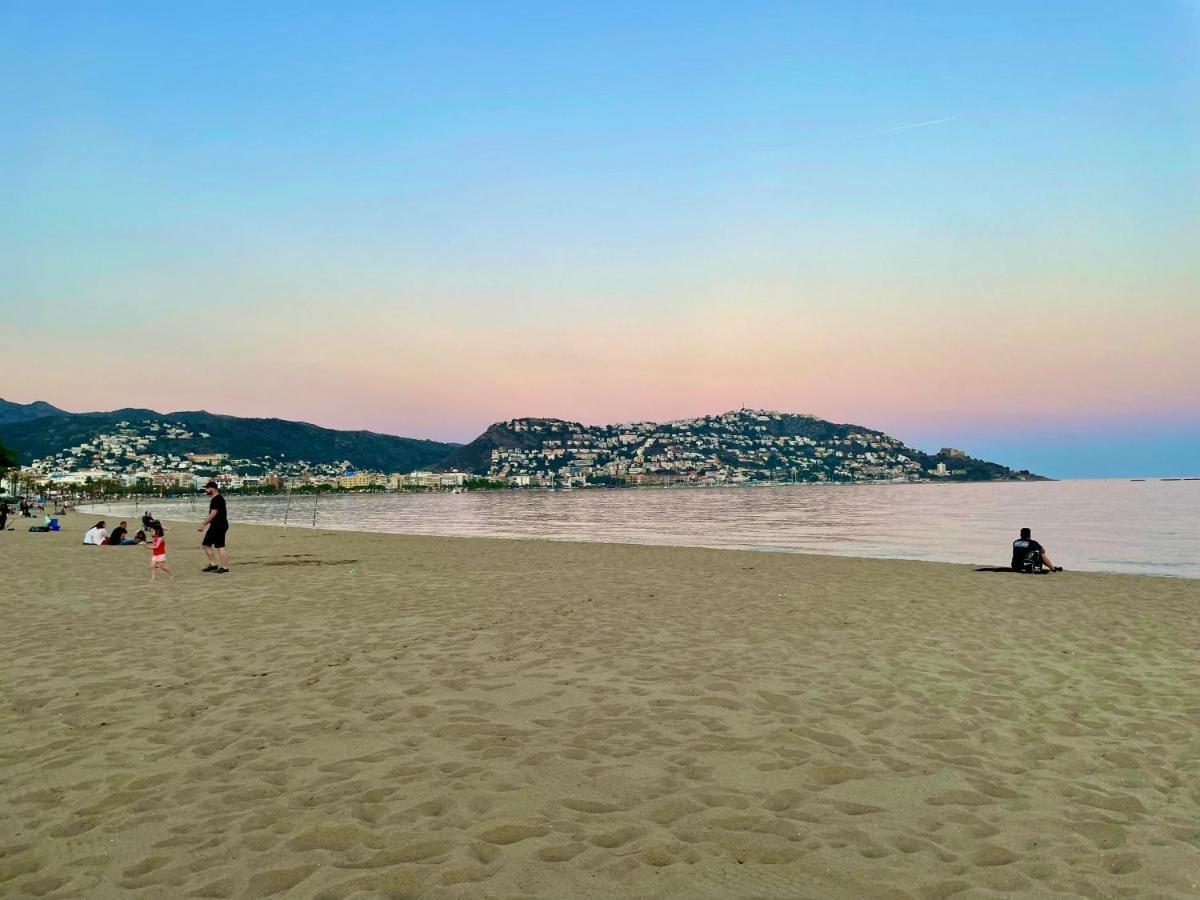 Studio Roses Beach Dış mekan fotoğraf
